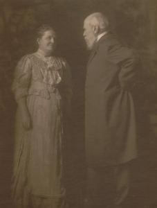 James and Mary, 1915. Photo: MInnesota Historical Society.